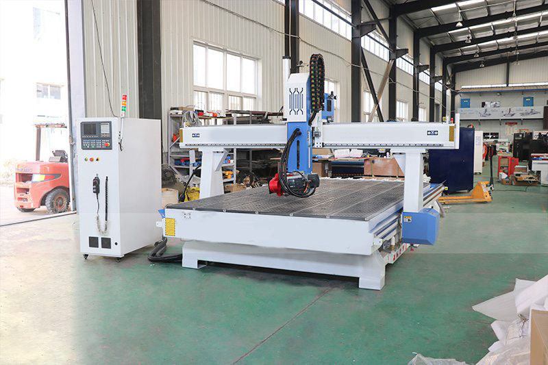 2137-Linear-Atc-4-Axis-CNC-Woodworking-Machine-2